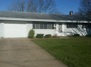 208 S Fairview Ave, Dover, OH 44622