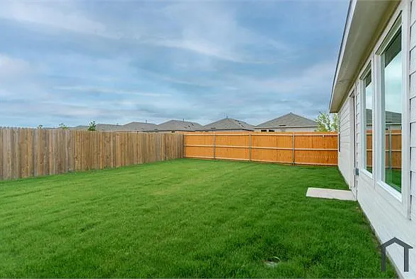 1419 Merlin Bluff St — Photo 23