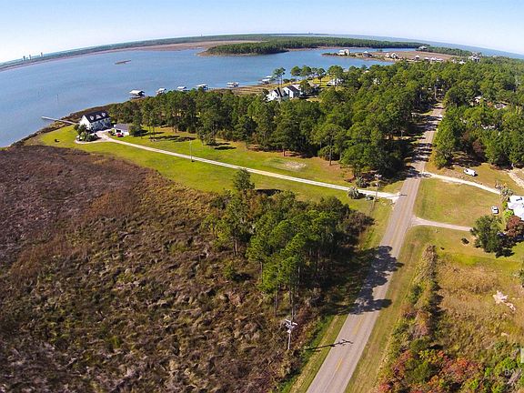 2nd image of 17344 Oyster Bay Rd