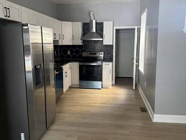 3346 N Smedley St — Photo 4