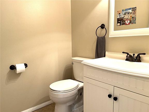 5th image of 4 Vista Palm Ln APT 105