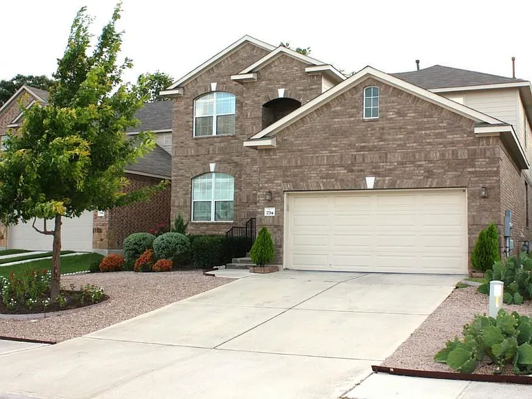 7714 Stephany Taylor Dr — Photo 1