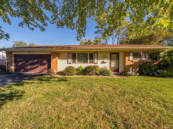 2nd image of 3125 Gardenia Dr