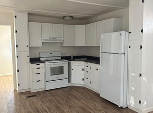 260 S Land Ave TRAILER 35, Benson, AZ 85602