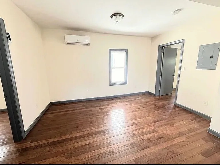 99 Alexander St #2F — Photo 6