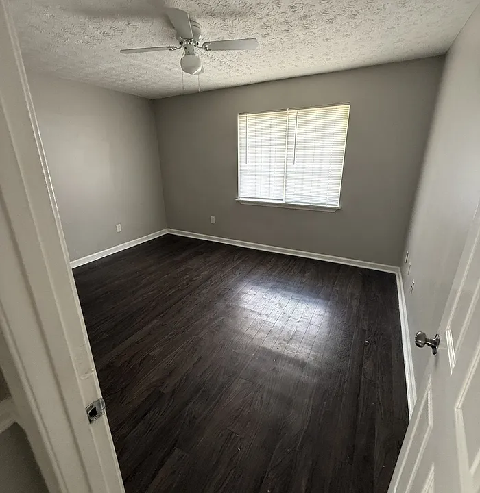 1425 Joseph E Boone Boulevard Northwest D #204