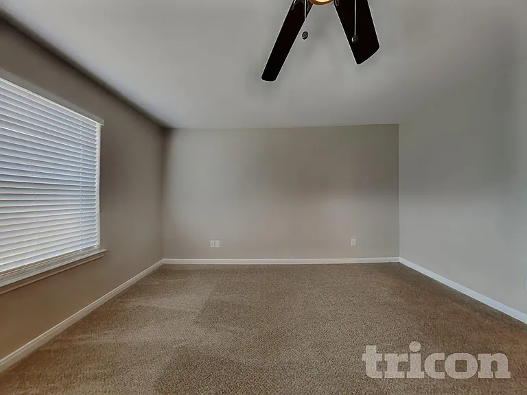 7715 Vacek Meadows Loop — Photo 6