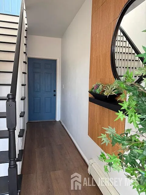 3 bed, 1.0 bath, $2,300 — Photo 3