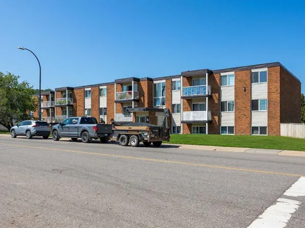 10014 S Morrison St #102, Wood Buffalo, AB T9H 2H1
