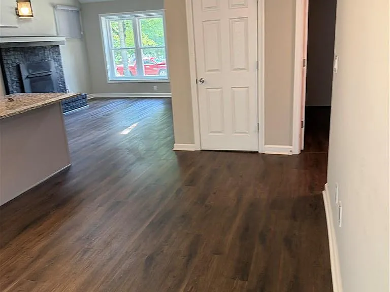 4345 Frontenac Dr — Photo 15