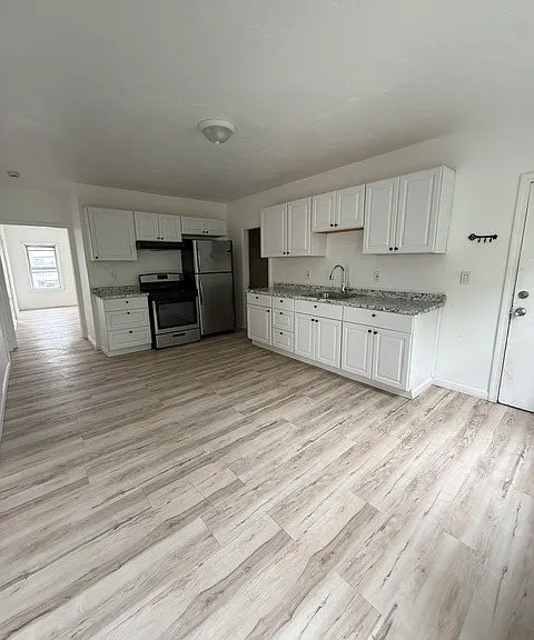2205 S Main St — Photo 1
