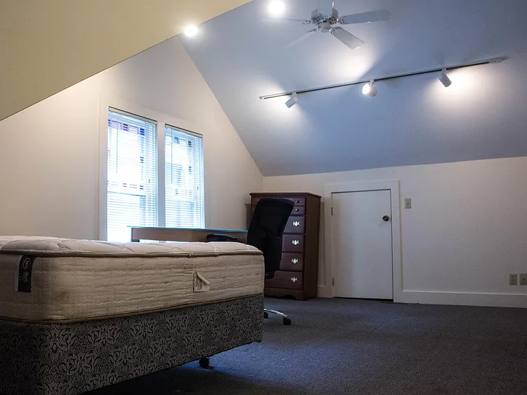 111 Dewitt Pl — Photo 9
