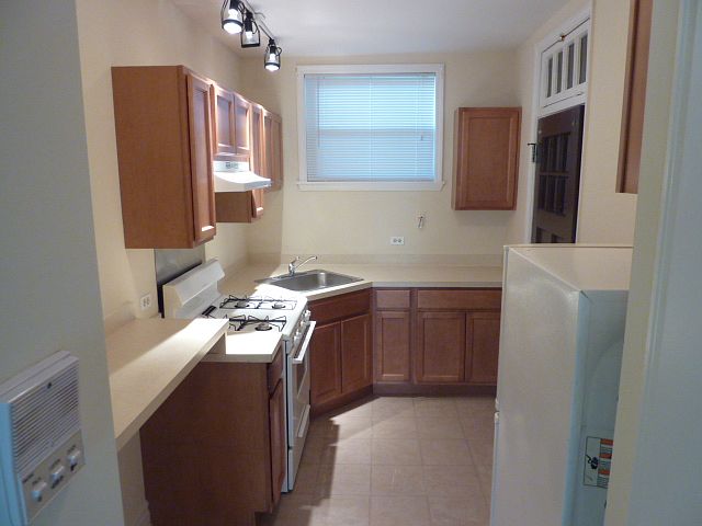 1st image of 1849 Euclid Ave APT 20