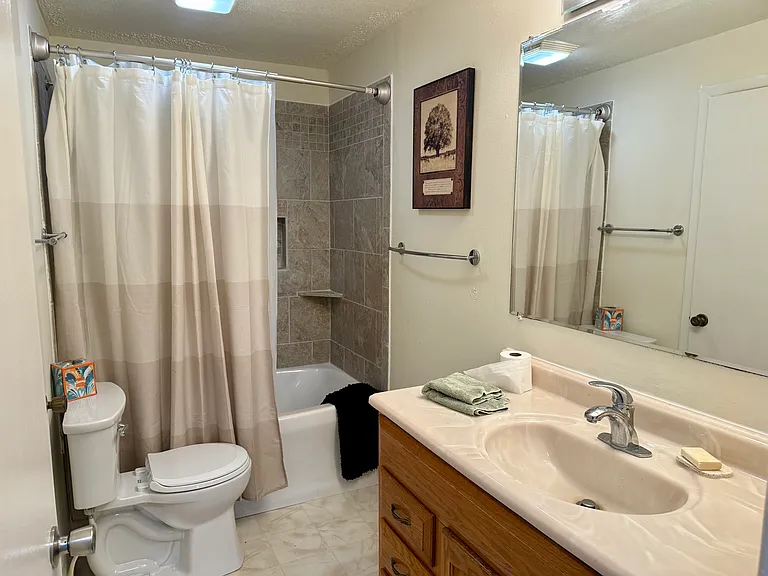 2408 Judy Ave — Photo 15