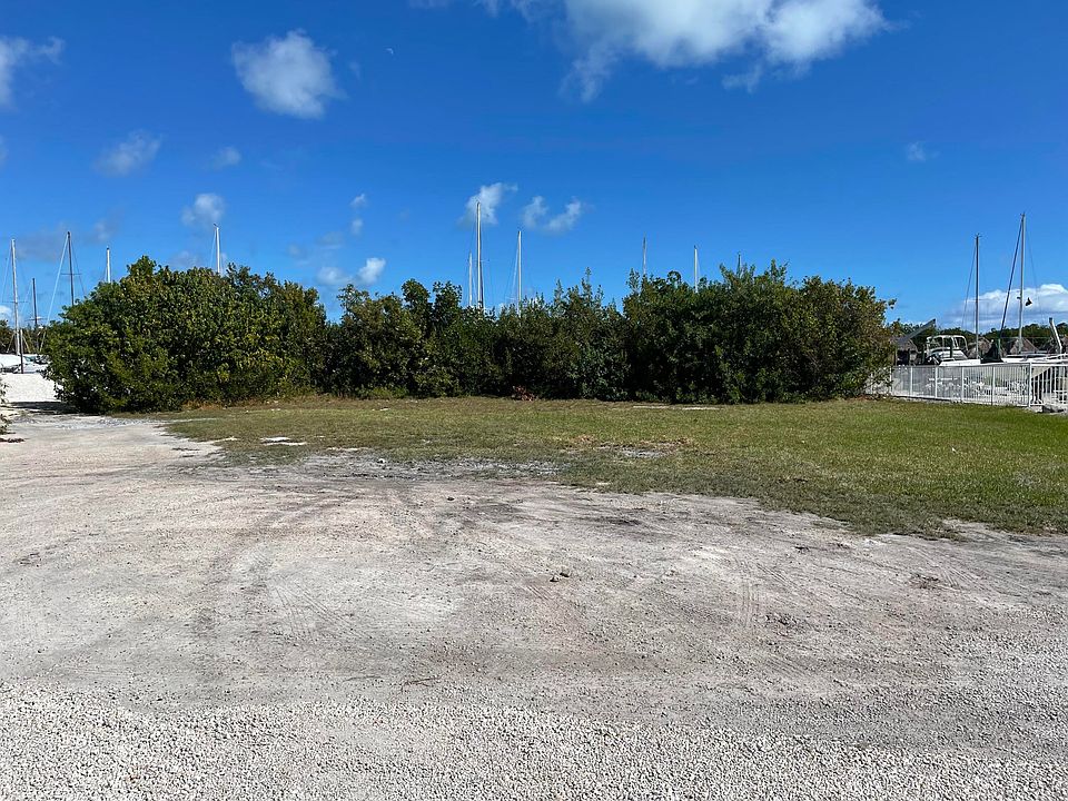 2nd image of 1925 Avenue H