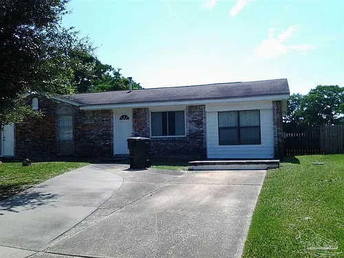 7251 Chapel St Photo 1