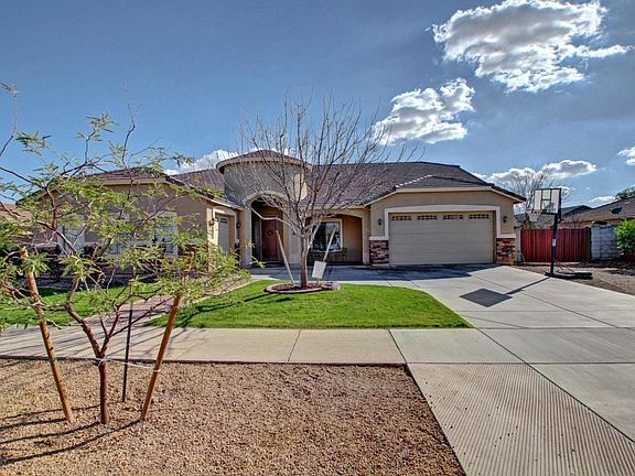 3rd image of 21923 E Escalante Rd