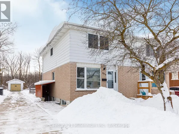 509 10th St, Collingwood, ON L9Y 2H2