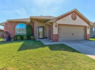 3028 NW 181st St, Edmond, OK 73012