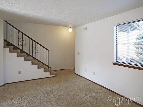 3rd image of 9313 Skokomish Way NE APT 2
