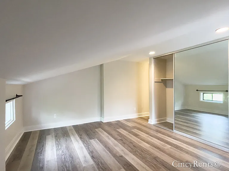 219 Fosdick St #3 — Photo 12