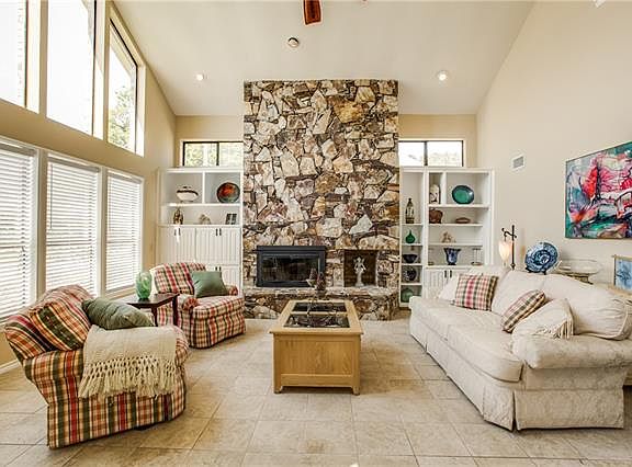 4th image of 6200 Tiffany Park Ct