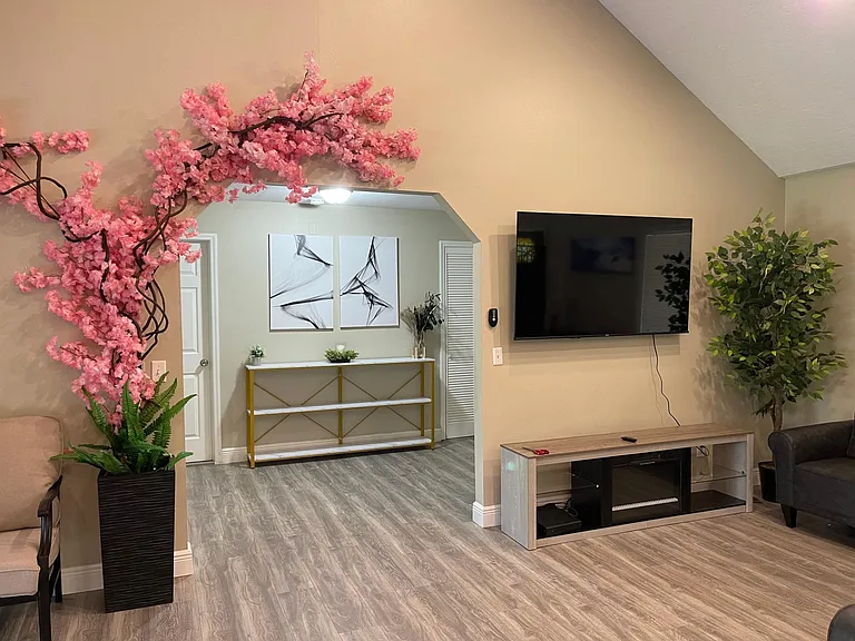 1030 Green Pine Blvd #G — Photo 3