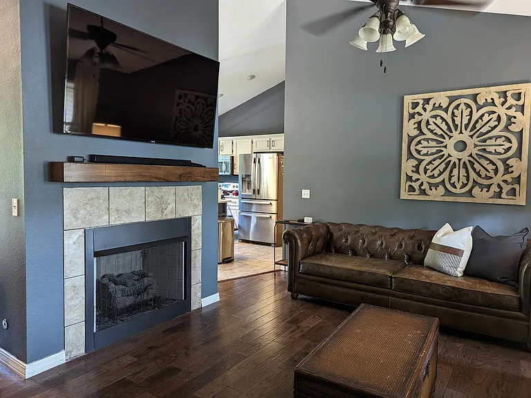 22 Lyndhurst Dr — Photo 2