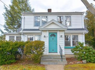 4 Spruce St, Westerly, RI 02891