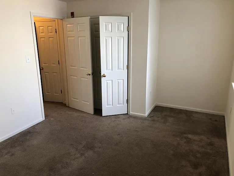 237 N 2nd St #2D — Photo 9