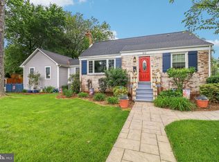 1812 Youngblood St, Mc Lean, VA 22101