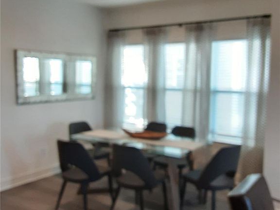5th image of 13 Bayard Dr