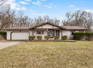 26970 Killian Ln, Elkhart, IN 46514