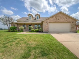 201 King George Rd, Ponder, TX 76259