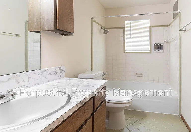 518 N Ponca Ave #4 — Photo 14