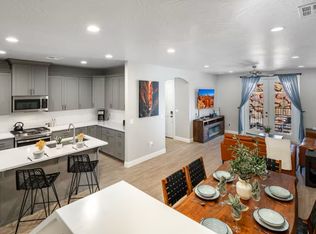 2277 E Mirador Aly, Washington, UT 84780
