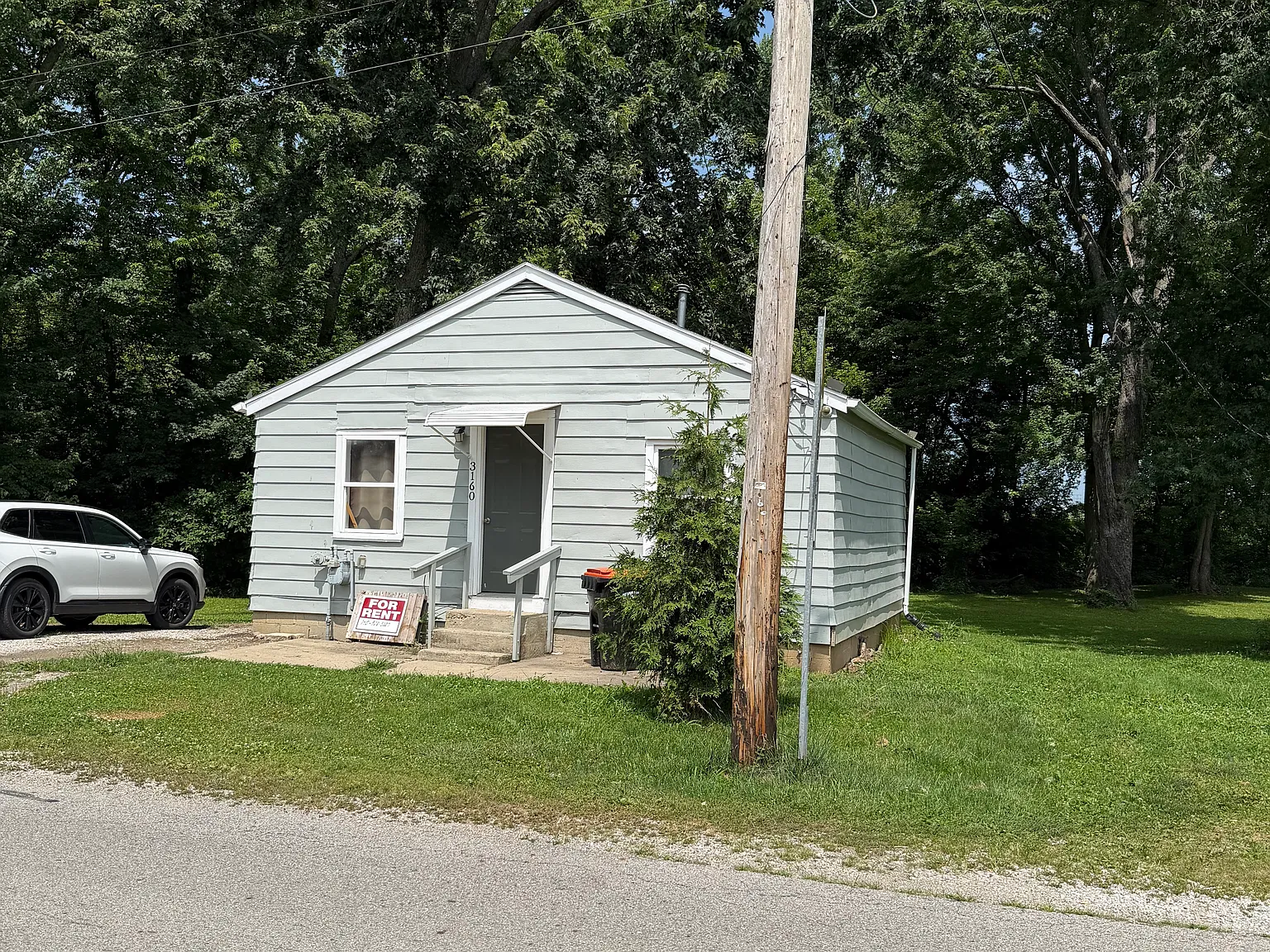2 bed, 480 sqft, $1,050 — Photo 1