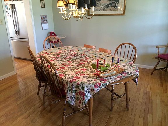 3rd image of 3120 E Saint James Ct