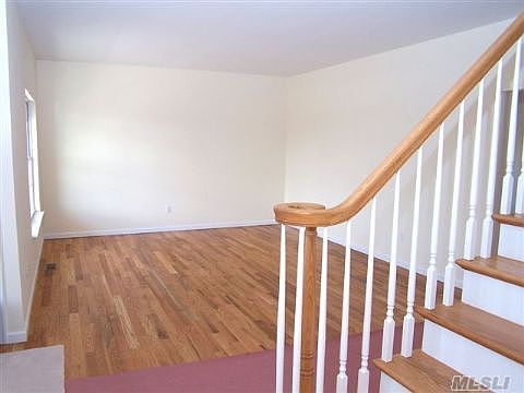 3rd image of 26 Passway Ln