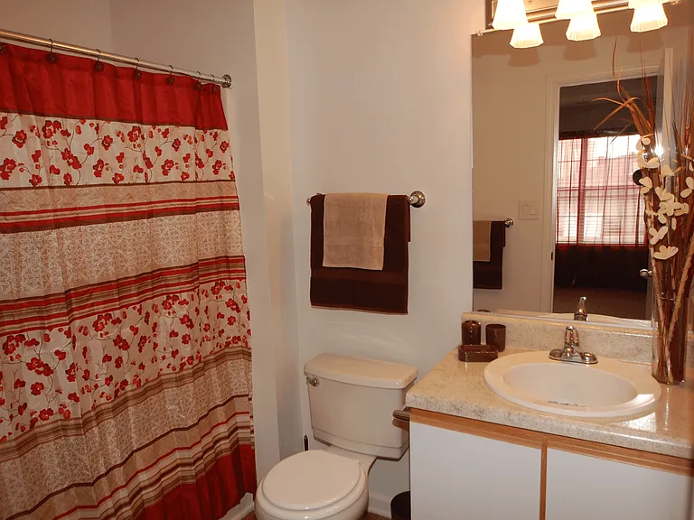Parkview Apartments — Photo 8