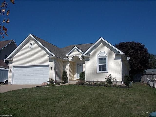 1st image of 204 Hillside Dr