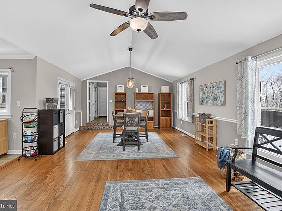 5th image of 7626 College Rd