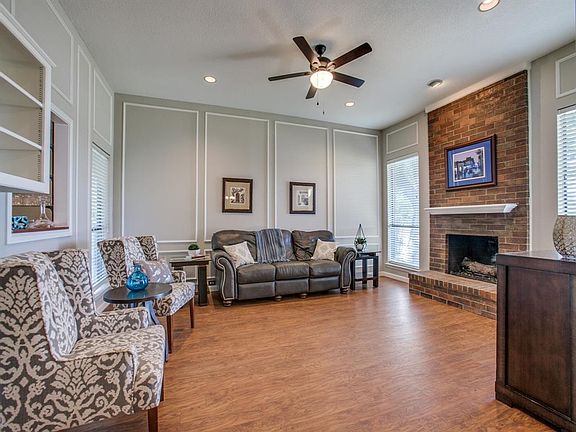 4th image of 2804 Crooked Creek Dr