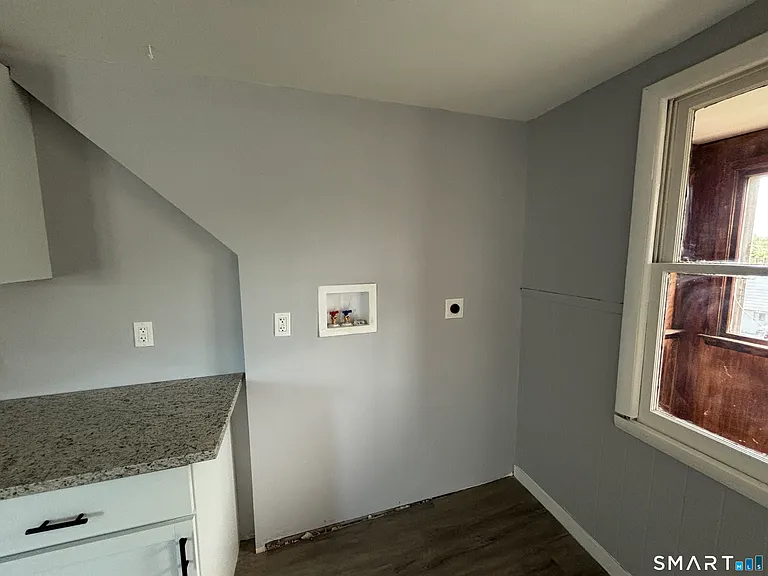 231 Goddard Ave #3 — Photo 9