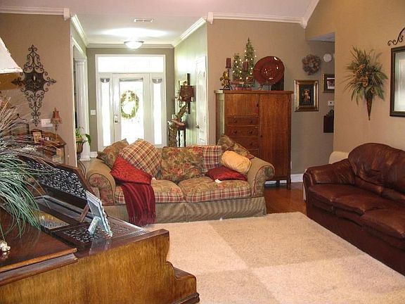 2nd image of 1250 B K Pickering Dr