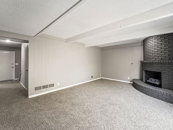 39-DSC01117_04252023