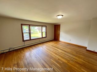 28 Aldrich St #2R, Webster, MA 01570