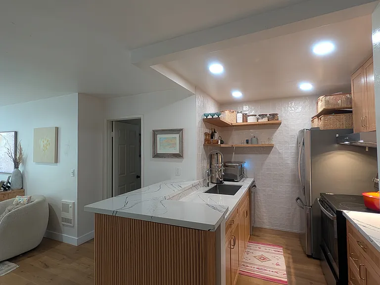 7765 W 91st St #F2101 — Photo 10