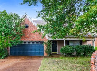9078 Park Crest Dr, Cordova, TN 38016