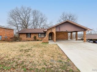 2855 Lakeside Dr, Poplar Bluff, MO 63901
